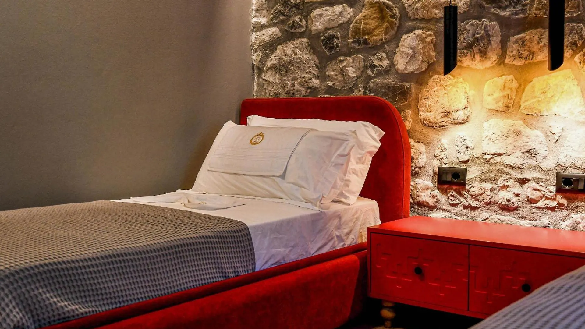 Villa Golden Theth Grunas 4*,  Albanien